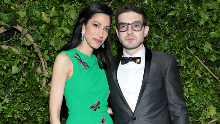 Former Clinton aide Huma Abedin, Alex Soros marry in swank Hamptons wedding packed with Dem heavyweights